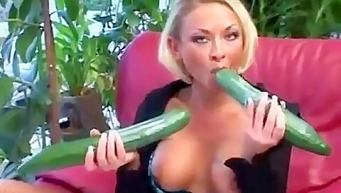 Mature Fisting Giant Cucumbers And Bottle In Pussy And