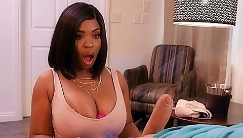 Aryana Adin Make You A Man / 29.10.2018