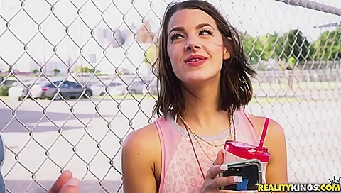 Evelin Stone, Jessie Wylde Island Pussy / 18.1.2018