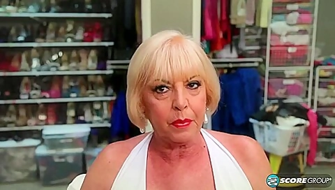 Scarlet And The Happy Cuckold - Scarlet Andrews And James Kickstand