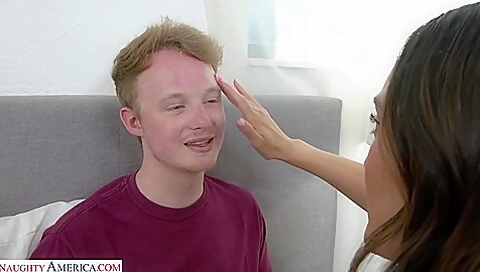 New Chloe Amour (09-09-2023) Streamvid.net